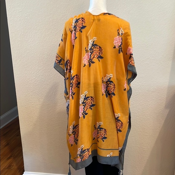 Floral Kimono with Tassels - Picture 2 of 3